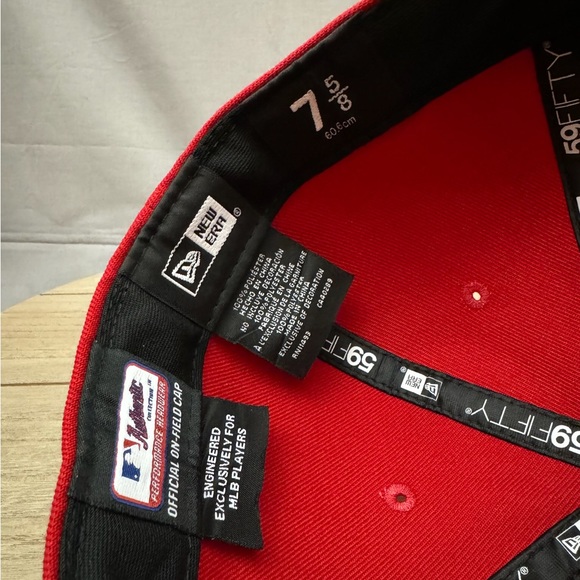 New Era 59Fifty Philadelphia Phillies World Series 2022 Fitted Red Men’s 7 5/8 - Picture 5 of 6